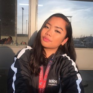 Meet your Posher, Francesca